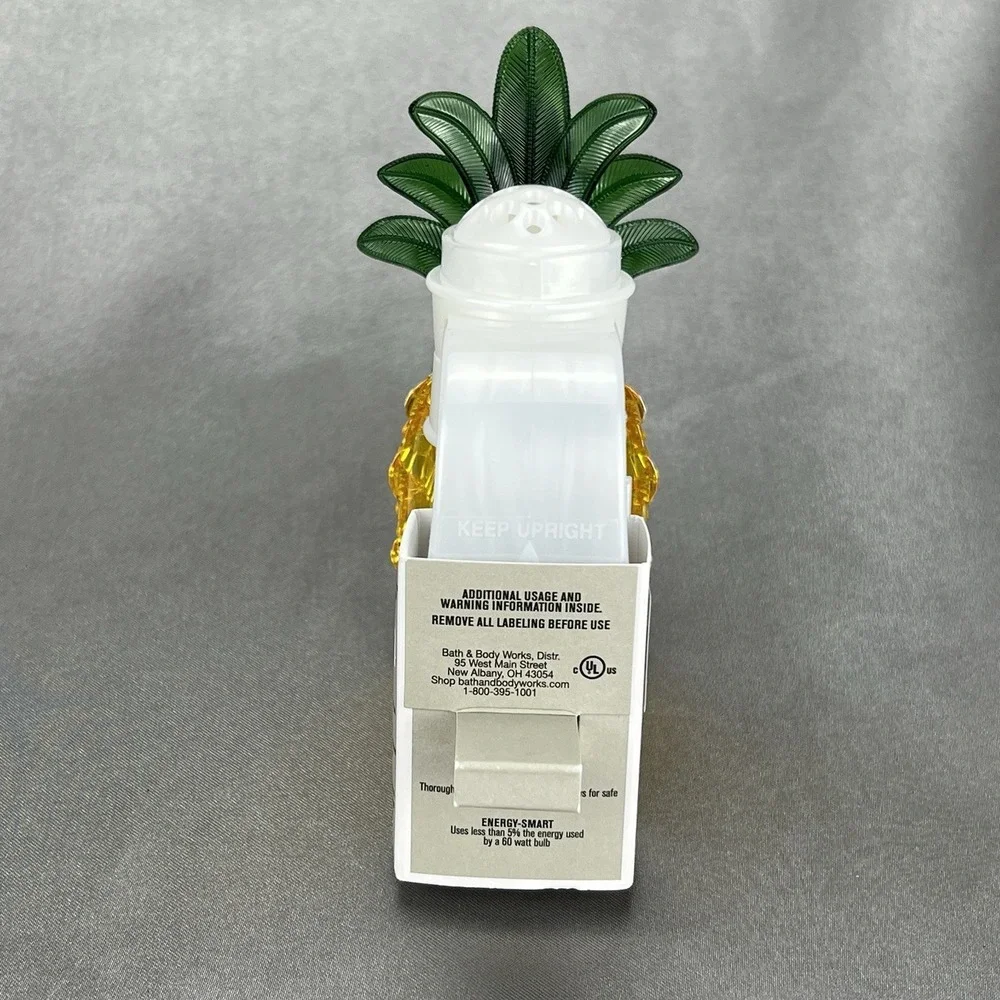 Bath‎ & Body Works Wallflower Plug-in + Pink Pineapple Sunrise Fragrance Refill